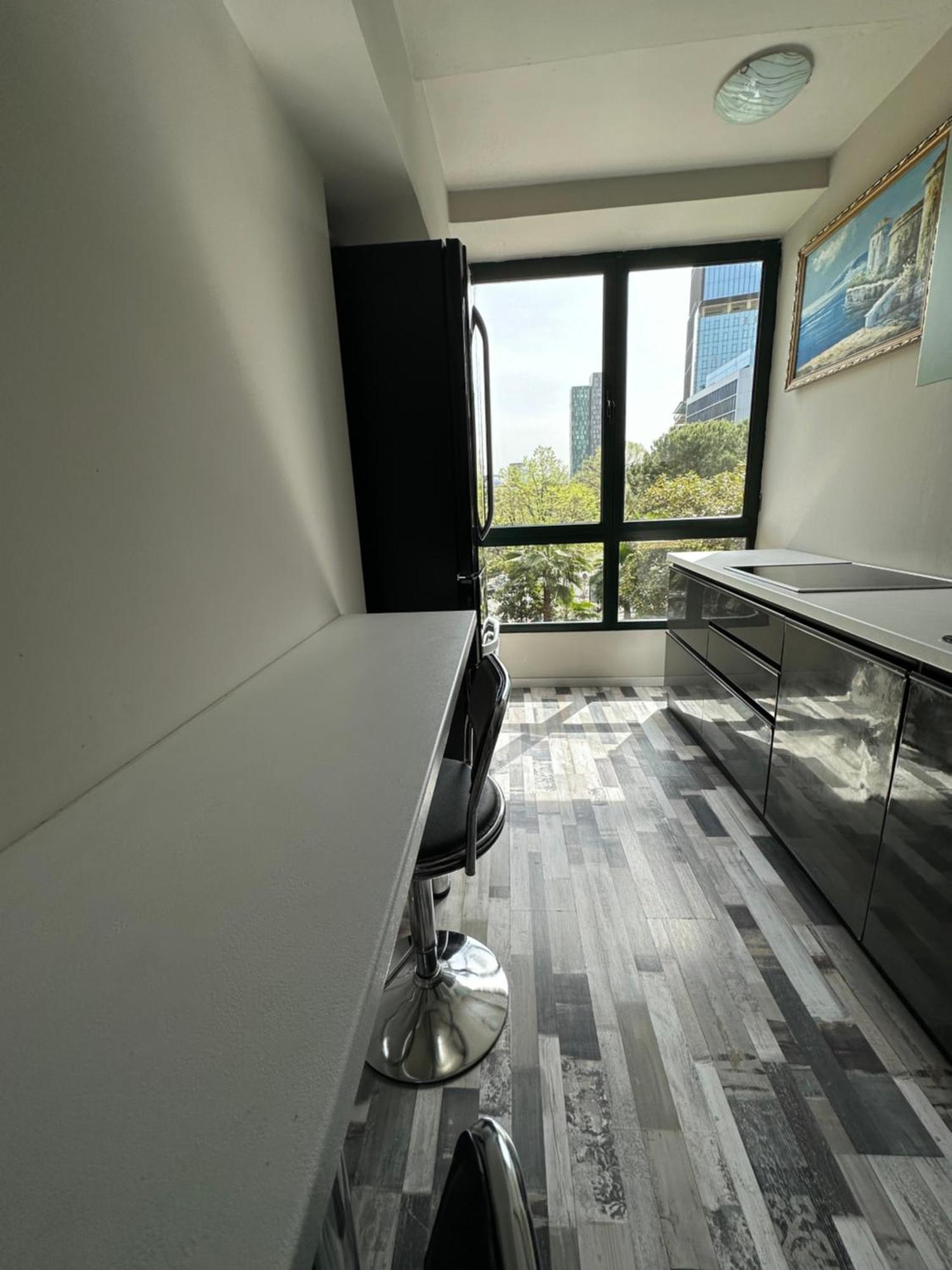 Piazza City Center Appartement Tirana Buitenkant foto