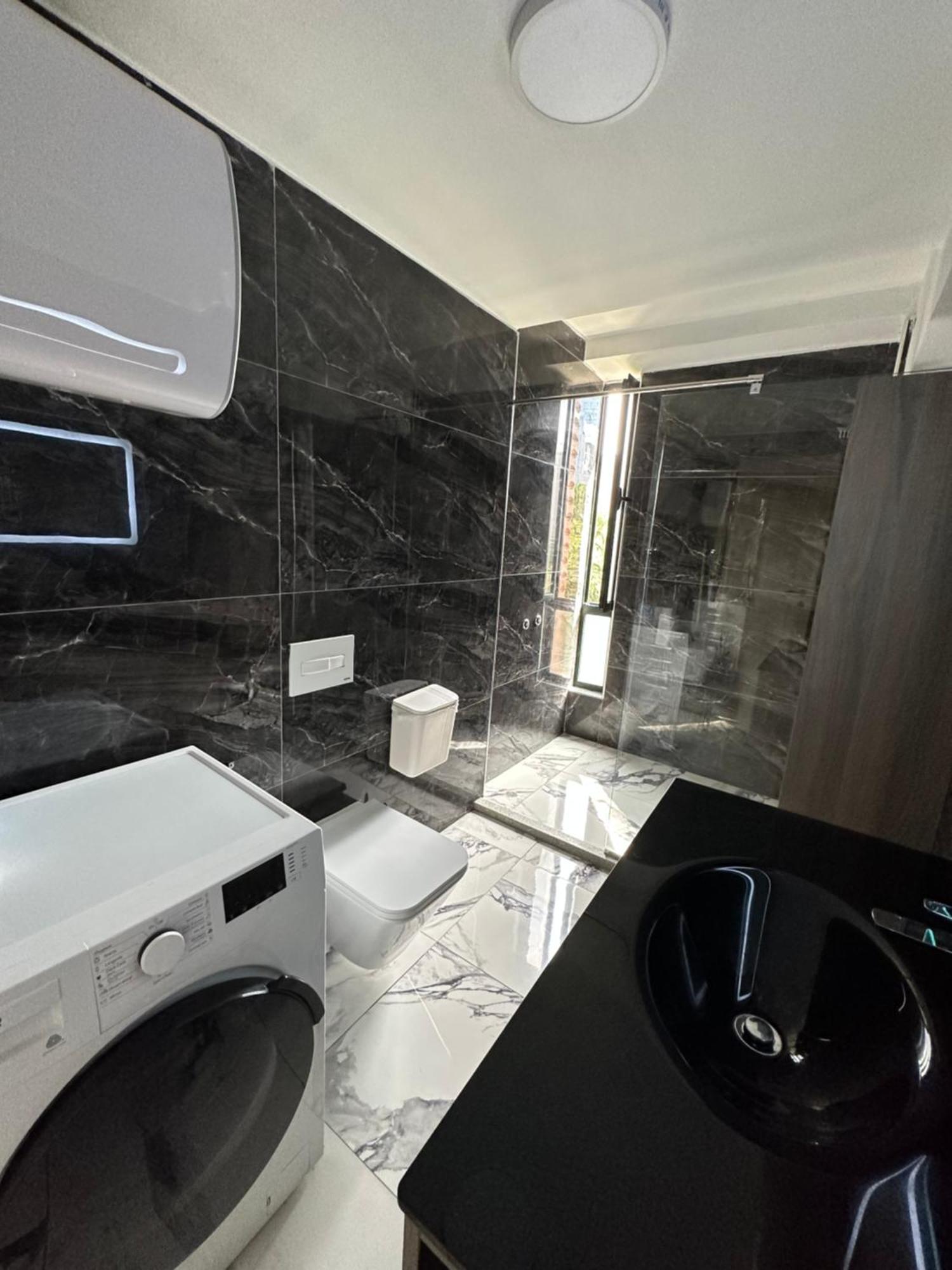 Piazza City Center Appartement Tirana Buitenkant foto